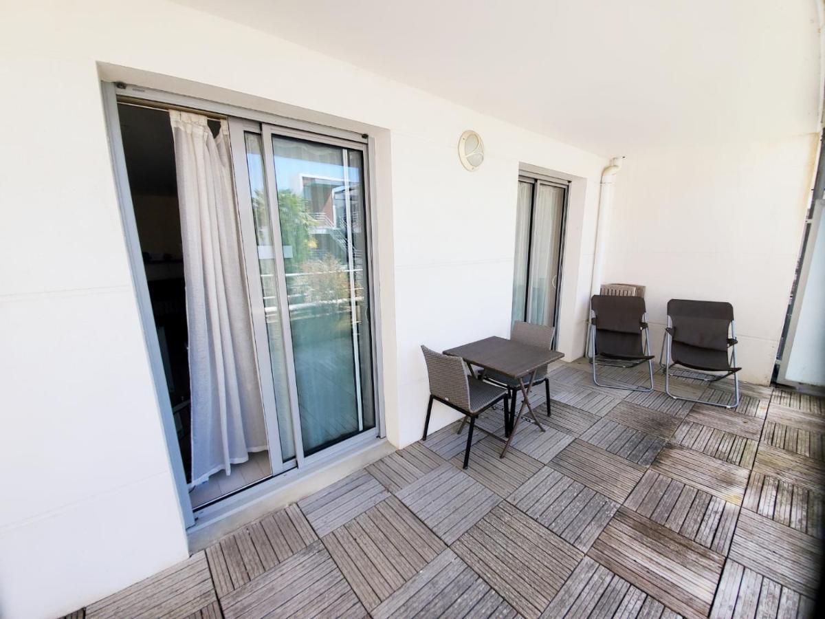 Nouveau monde La Rochelle  Extérieur photo